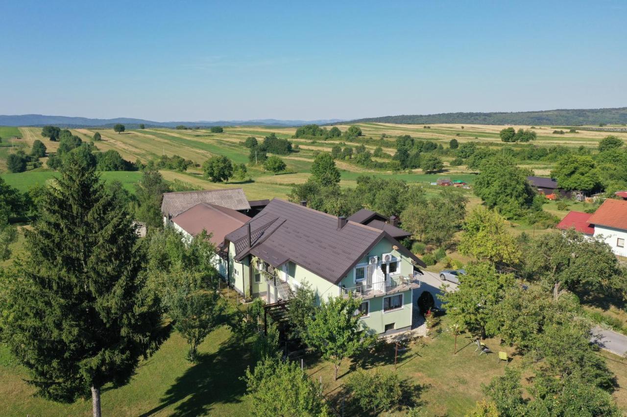 Guest House Jagoda Раковица Екстериор снимка