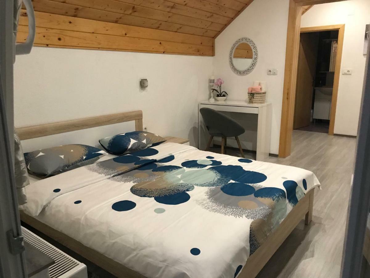 Guest House Jagoda Раковица Екстериор снимка